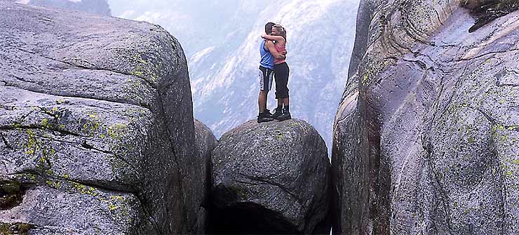 ROCA KJERAGBOLTEN LYSEFJORD STAVANGER